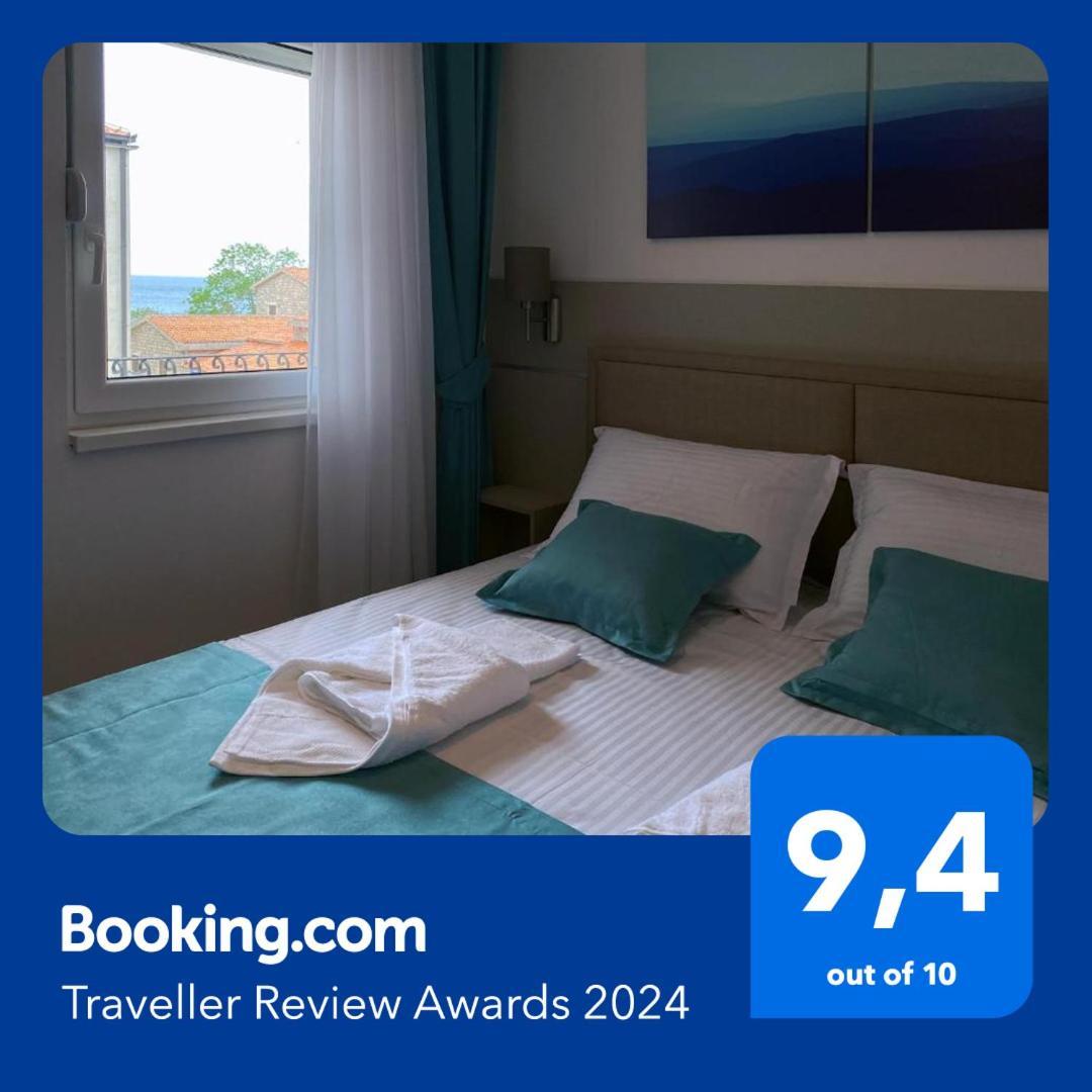 Family Beachfront Apartman Petrovac
